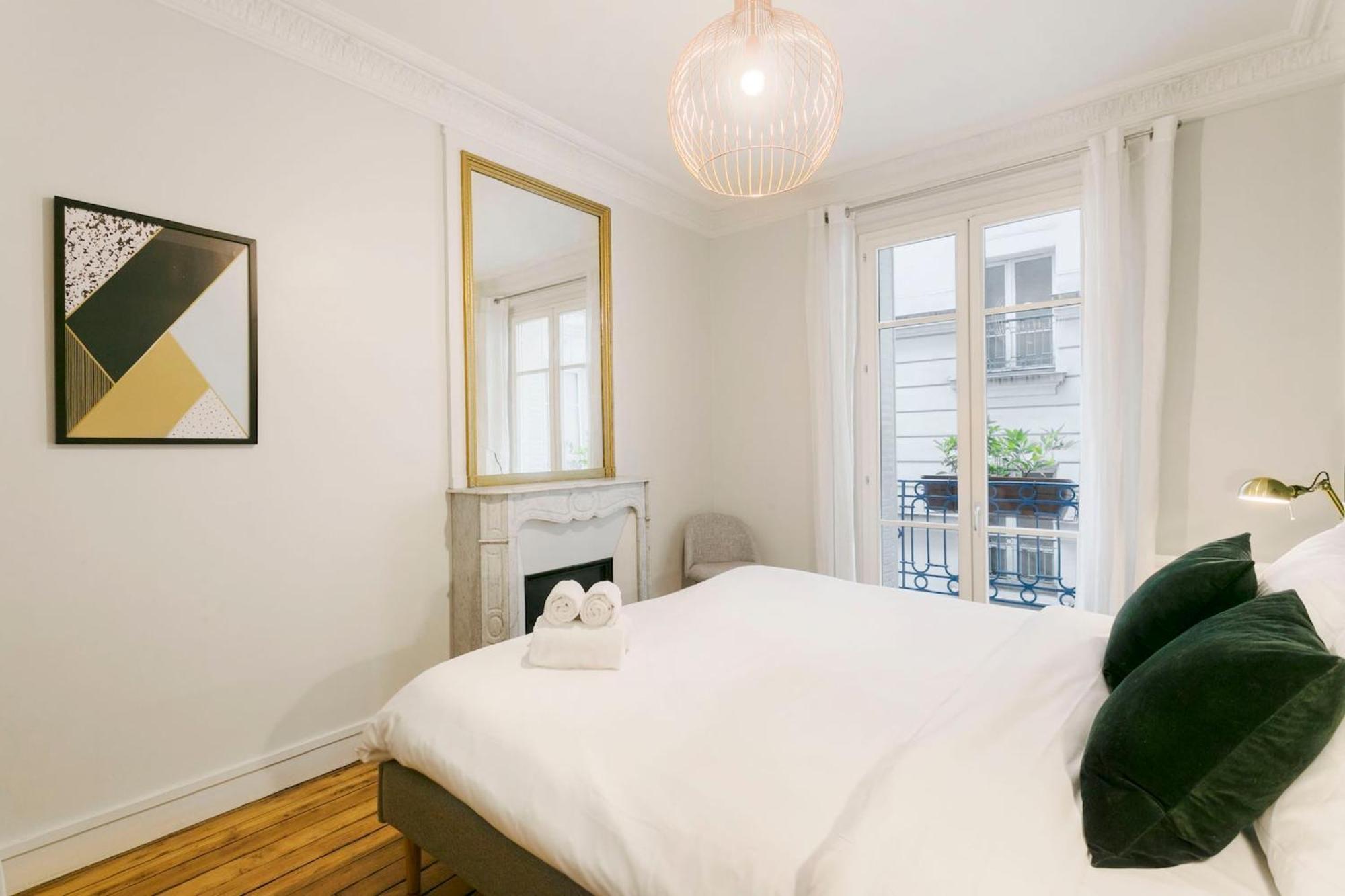 Central Paris & Palais Royal - 1Br - Cityapartmentstay Appartamento Parigi